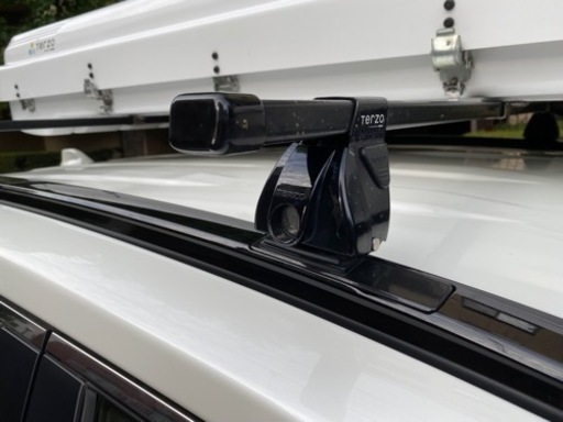 Terzo ルーフボックス　RAV4用パーツ付