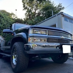 H16 シボレー　サバーバン　1500 LT5.7 4WD  
