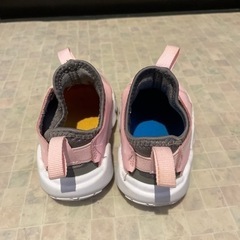 ナイキ フレックス ランナー DJ6039の画像