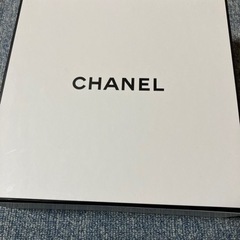 シャネル CHANEL 化粧ケース 箱 プレゼント収納ケース 大きめ　リボンの画像