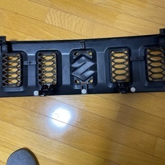 ジムニー JB64 フロントグリル 純正 中古の画像