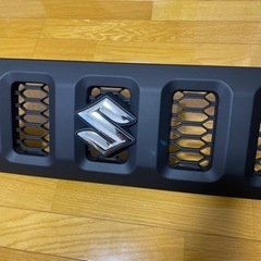 ジムニー JB64 フロントグリル 純正 中古の画像