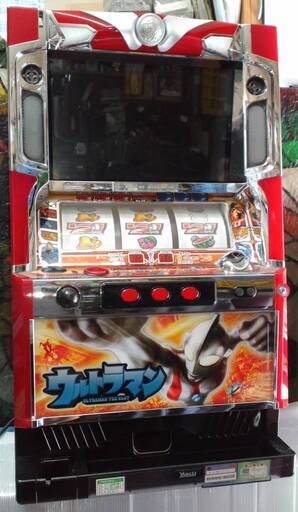 【パチスロ実機】山佐★ウルトラマン・ザ・スロット【コイン不要機付】