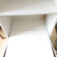 Lechiffon キッチンボード スリム 横幅58㎝×奥行40cm×高さ178cm■4枚扉 スライドテーブル コンセント2個 ホワイト レンジボード キッチンボード 食器棚■近隣配送無料 買取帝国 朝霞店の画像