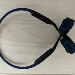 ヘッドフォンAfterShokz(アフターショックス) Air オープンイヤーワイヤレス骨伝導ヘッドフォン、美品の画像