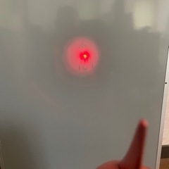 セブンイレブンプレミアムのシャーのザクのプロジェクタークロックの画像