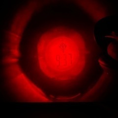 セブンイレブンプレミアムのシャーのザクのプロジェクタークロックの画像