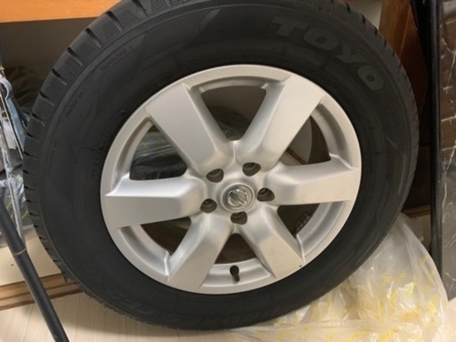 純正エクストレイル17インチタイヤ4本