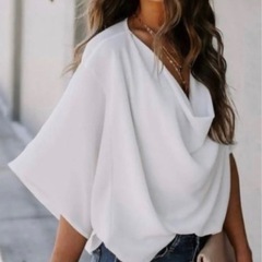 (新品)　ブラウスシャツ　Ⅴネック　体系カバ―　ホワイト　Mの画像