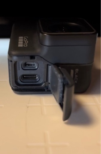 GoPro HERO7 BLACK＋SDカード64GB、純正バッテリー×2