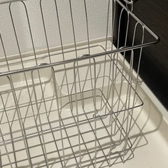 洗濯カゴ　と　オキシクリーンの画像