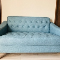 美品　二人がけソファーの画像