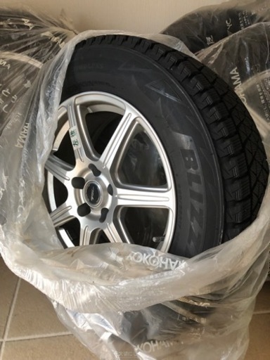 スタッドレスタイヤ　ホイール　セット