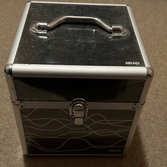 ラウンドワンのボーリングの玉の画像