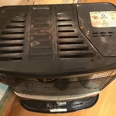 引き取りに来て下さる方限定【石油ストーブ】の画像