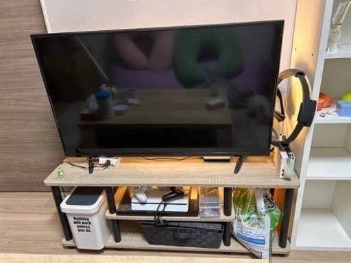 10/14まで！！型番、引渡時期、全て了承した上でご連絡ください。テレビ43インチ\u0026テレビ台✨