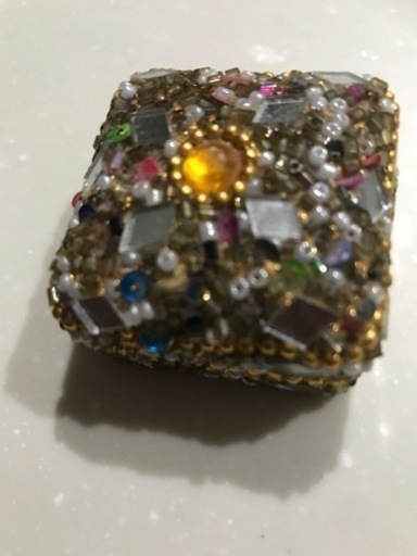 お値下げしました。綺麗な宝石箱に入れます。GUCCI 指輪　8号　美品　2個セット