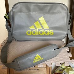 adidas アディダス LIGHT ENAMEL ショルダーバッグ