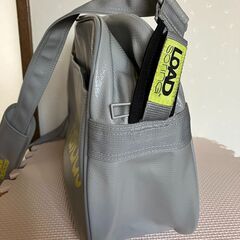 adidas アディダス LIGHT ENAMEL ショルダーバッグの画像