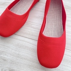 フラットパンプス　未使用品の画像