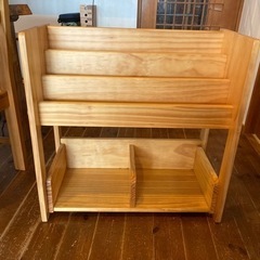 マガジンラック　えほんラック　本棚