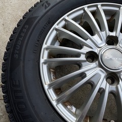 訳ありスノータイヤ🛞145/80R13の画像