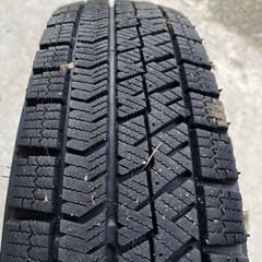 訳ありスノータイヤ🛞145/80R13の画像