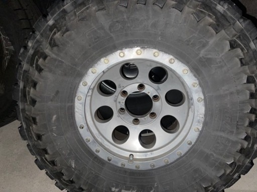 ミッキートンプソン　16インチになります。