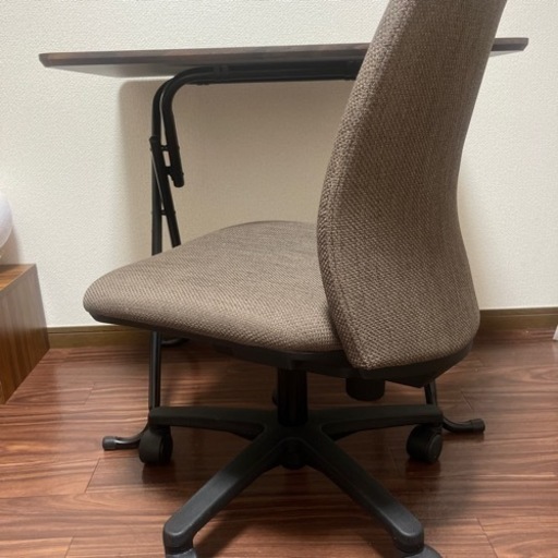 未使用 美品 オカムラ ノームチェア オフィスチェア 椅子 作業