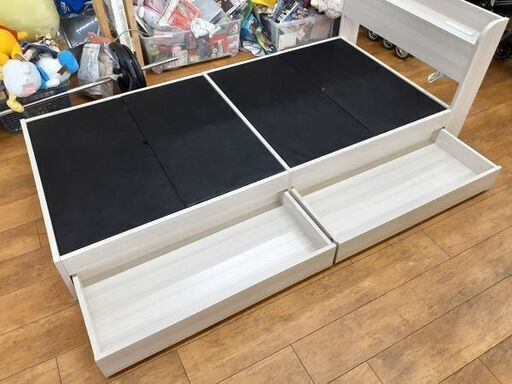 シングルベッド フレームのみ 枠 木製 幅98×奥195×高18cm コンセント付き USB付き シングル シングルサイズ 札幌 厚別 ベッド シングル フレーム 2口コンセント 棚付 収納 頑丈 通気性 湿気 