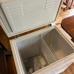 業務用冷凍庫　175Lの画像