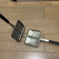 ⭐️まだまだ使える中古品⭐️お鍋色々、ホットサンド器⭐️の画像