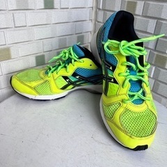 asics アシックス　23.5cm