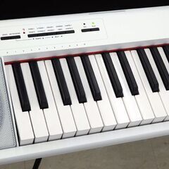 北海道 千歳市/恵庭市 動作品 YAMAHA/ヤマハ 電子キーボード Piaggero/ピアジェーロ NP-12WH 2021年製 ホワイト 61鍵 スタンド付 電子ピアノの画像