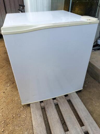 LG   46L 冷蔵庫　土、日　時間合わせれます