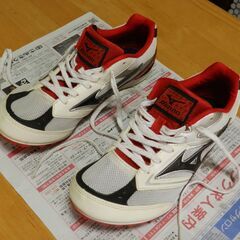 【小学校高学年～中学生】ミズノ陸上用スパイクの画像