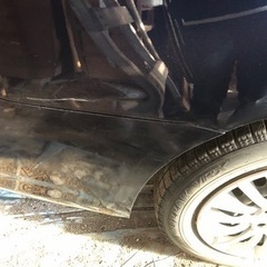 車の凹み傷を　格安にて修理して頂きたい - 岩見沢市