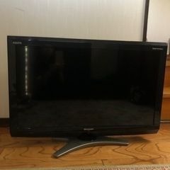 テレビ　シャープ　AQUOS 32型　デジタルハイビジョン