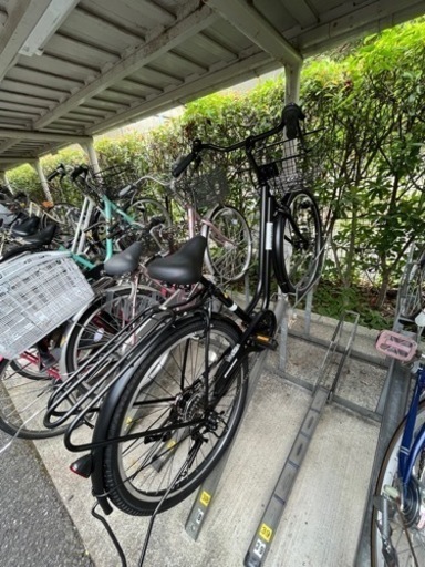 ほぼ新品自転車　譲ります。