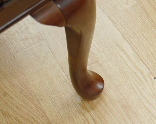 ① maruni 1人掛け アームチェア ブリティッシュコレクション 幅67×奥76×高74cm 布製 猫脚 レッド系 マルニ 札幌市