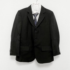 美品* フォーマルスーツ ストライプ 120の画像