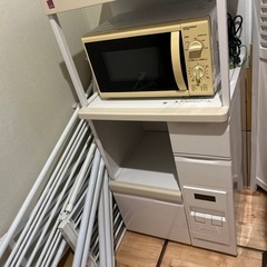 レンジなどを置く棚