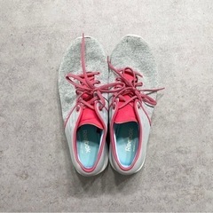 ＜Reebok＞ランニングシューズ スニーカー 24の画像