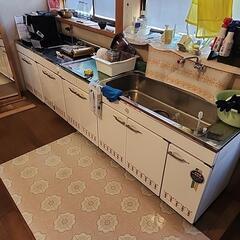イズミ、ホーローキッチン（流し台）