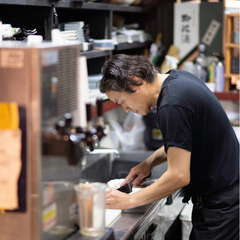 【 正社員 】飲食店店舗スタッフ の画像