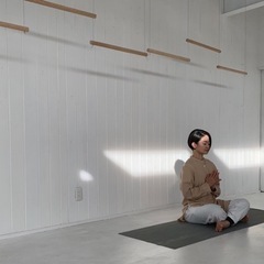 ヨガ【４名】生徒募集／毎週水曜日19:30開始　坪井クラスの画像