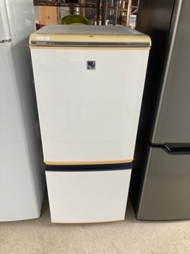 SHARP2006年135L冷蔵庫