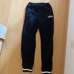 160 裏起毛パンツ2枚➕ラインパンツ、フィラパンツの画像