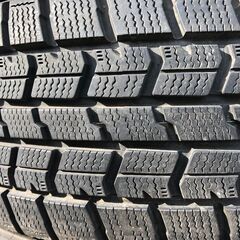 JMS００８　🌟タイヤ安く譲ります🌟中古スタッドレスタイヤ🚗１９５/６５R1５🚗　（プリウス・エスクァイア・ウィッシュ・カローラ・ヴォクシー・ノア・セレナの画像