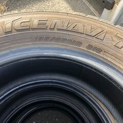 JMS００８　🌟タイヤ安く譲ります🌟中古スタッドレスタイヤ🚗１９５/６５R1５🚗　（プリウス・エスクァイア・ウィッシュ・カローラ・ヴォクシー・ノア・セレナの画像